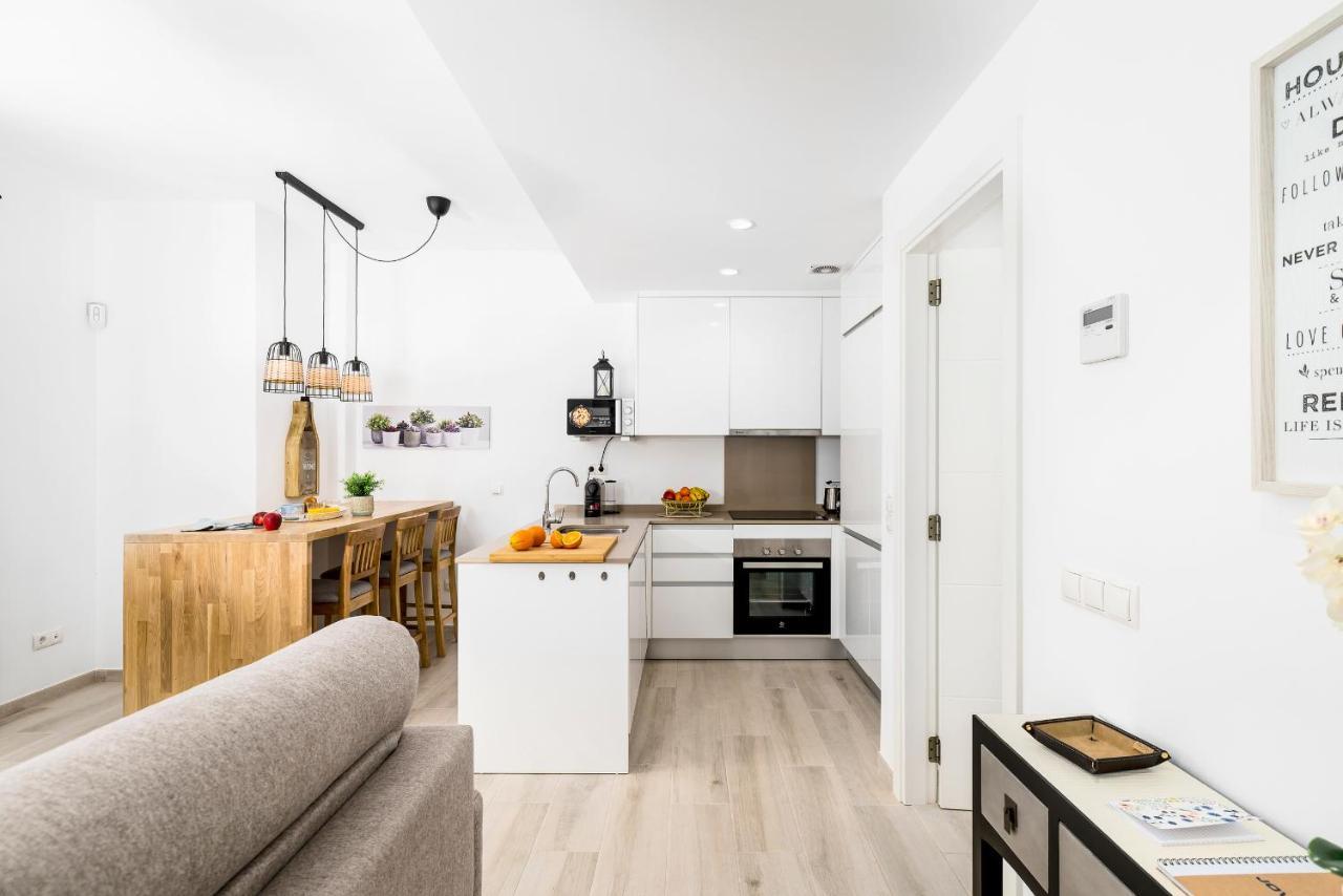 Apartamento Deluxe Con Piscina, Terraza & Parking Málaga Exterior foto