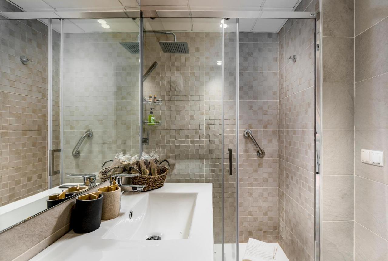 Apartamento Deluxe Con Piscina, Terraza & Parking Málaga Exterior foto
